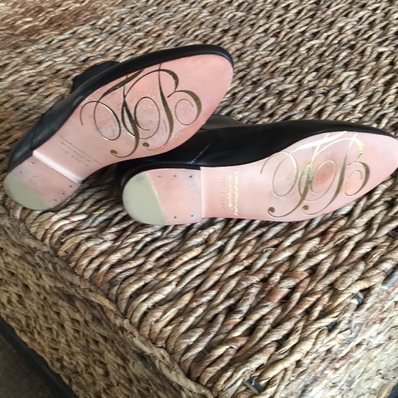 Ted Baker booties. Black leather. Size US7 - Picture 4 of 5